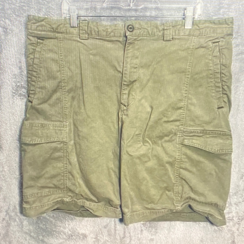 Tommy Bahama Sage Cargo Shorts for Men